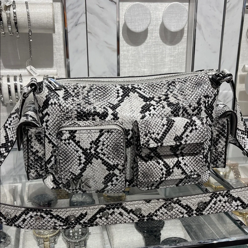 MICHAEL KORS Dakota Medium Snake Embossed Leather Pocket Shoulder Bag ALUMINUM